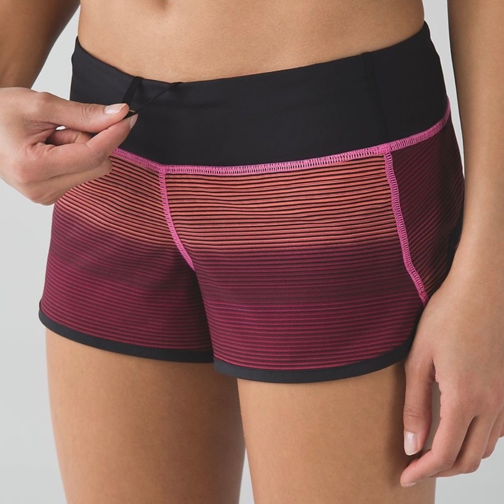 Lululemon Speed Short - Size 6 - 4” - Black/red/pink